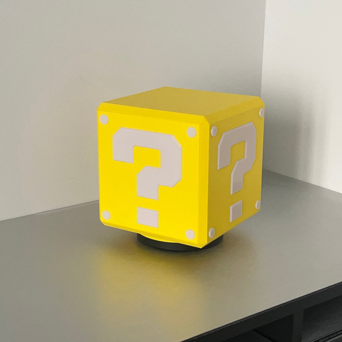 Super Mario Mystery Box Lamp